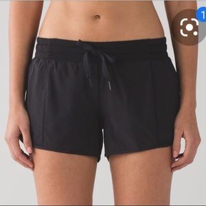 Lululemon hotty hot shorts